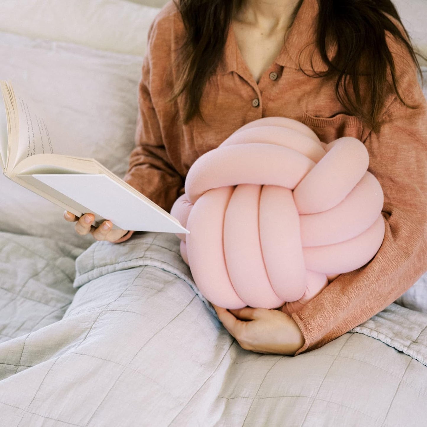 Wholesale Opportunity: Exclusive Bearaby Throw Pillow Liquidation - $6.76/unit