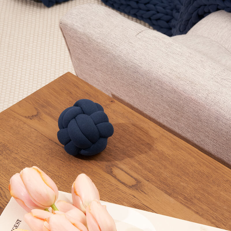 Wholesale Opportunity: Exclusive Bearaby Throw Pillow Liquidation - $6.76/unit