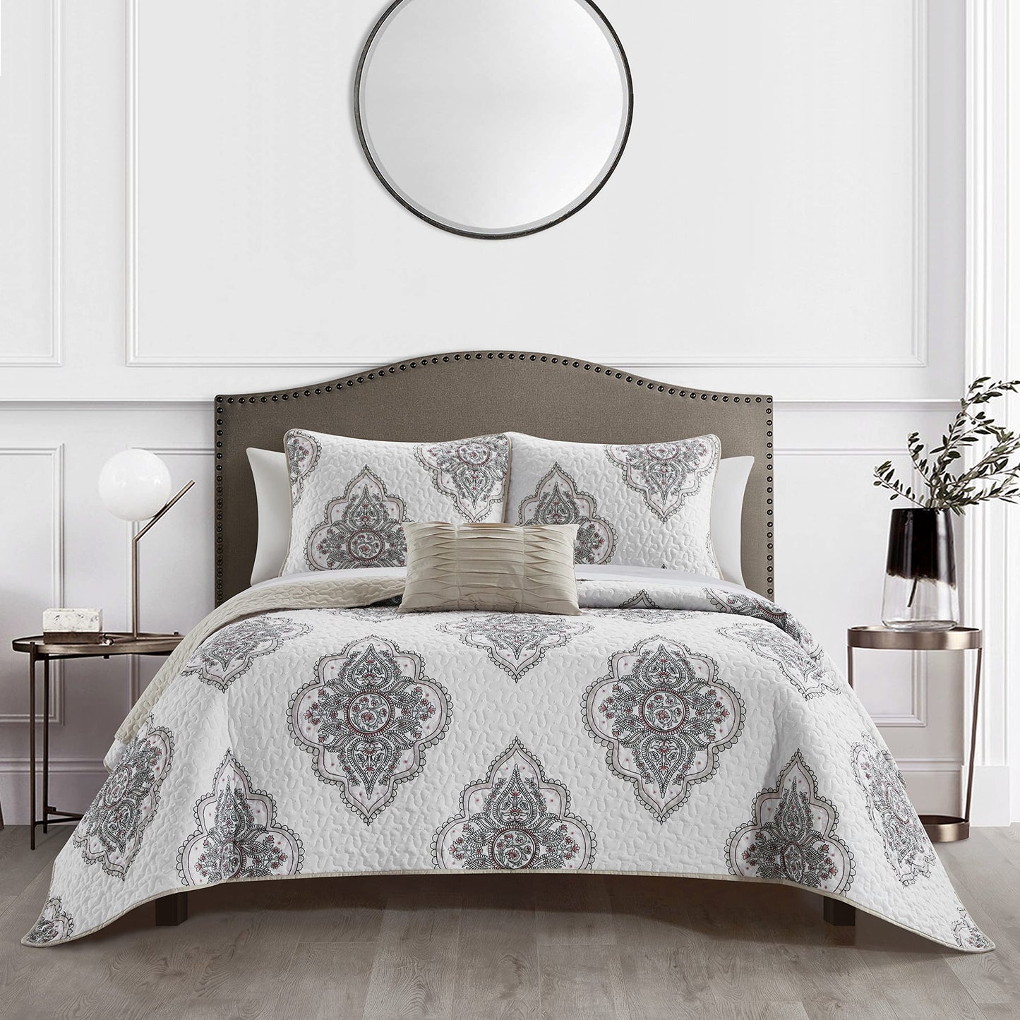 Exclusive Wholesale Opportunity: Chic Home Bedding & Linen Collection - $7.27/unit