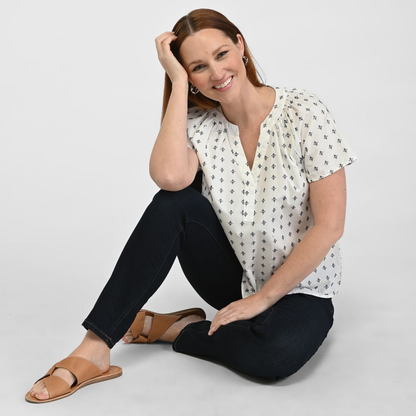 Christopher & Banks Women's Apparel Lot - Jeans • Tops • Sweaters • Bottoms (FOB UT) - $8.48/unit