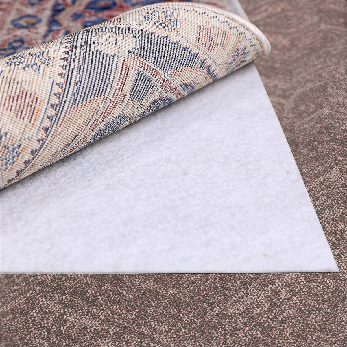 Single Pallet Home Textiles Lot - Curtains • Rugs • Bath • Bedding (FOB UT) - $8.35/unit